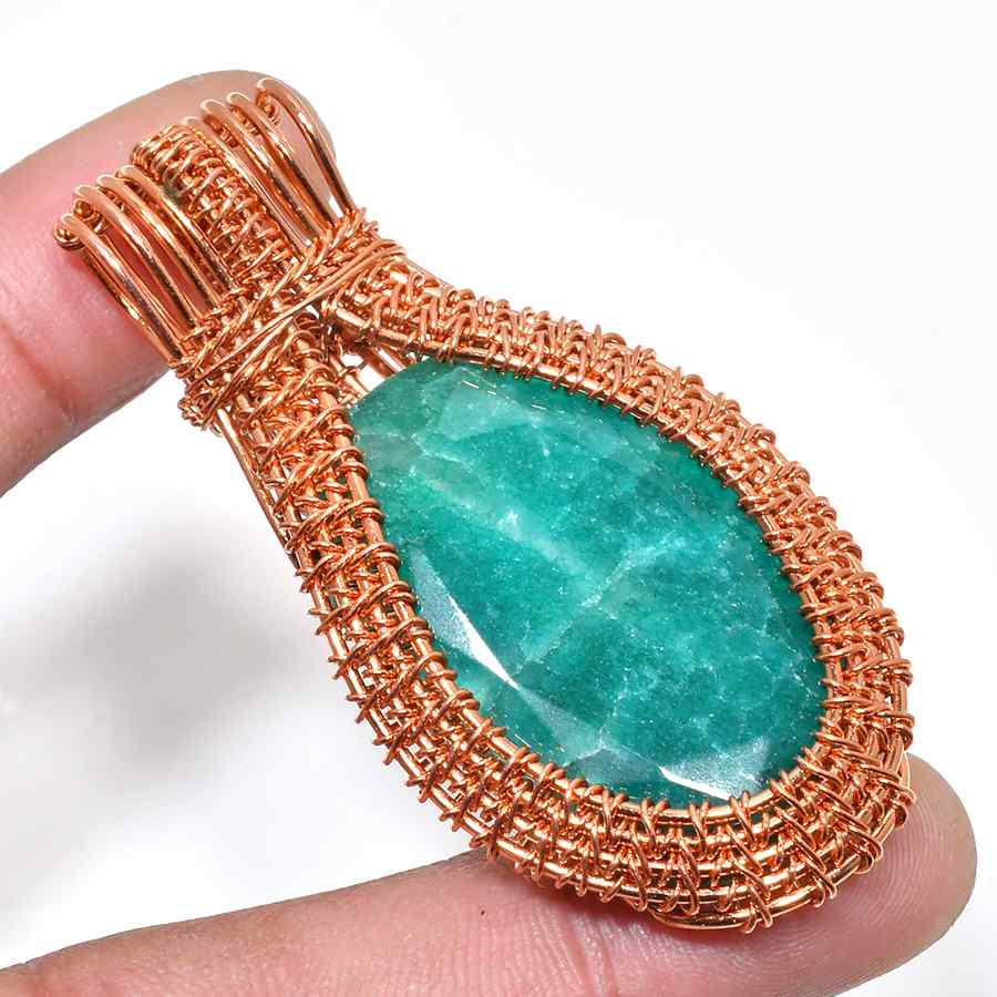 Emerald’s Embrace – Copper Wire Pendant