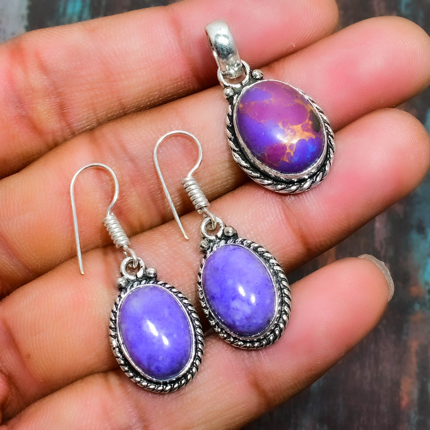 Serene Lavender – Jade Pendant & Earring Set