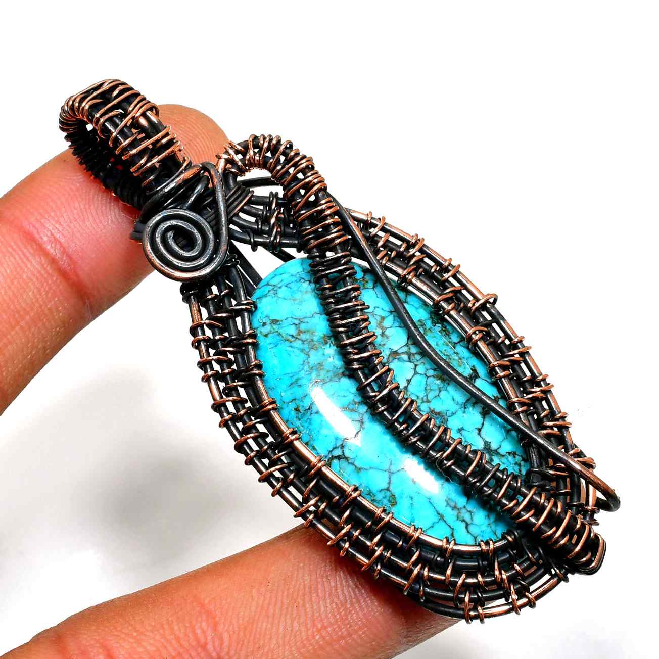 Tranquil Turquoise – Copper Wire Pendant