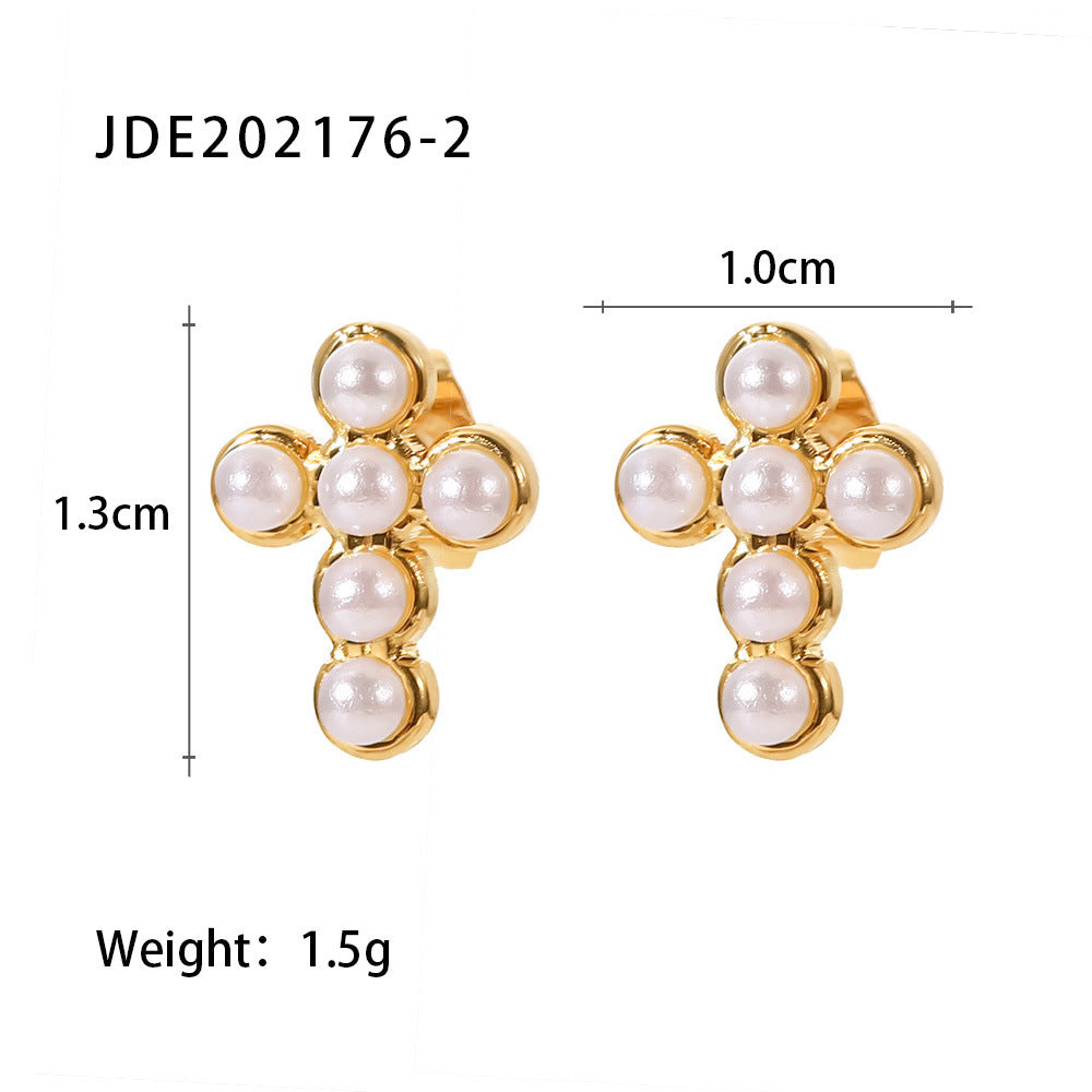 Titania Pearl Studs