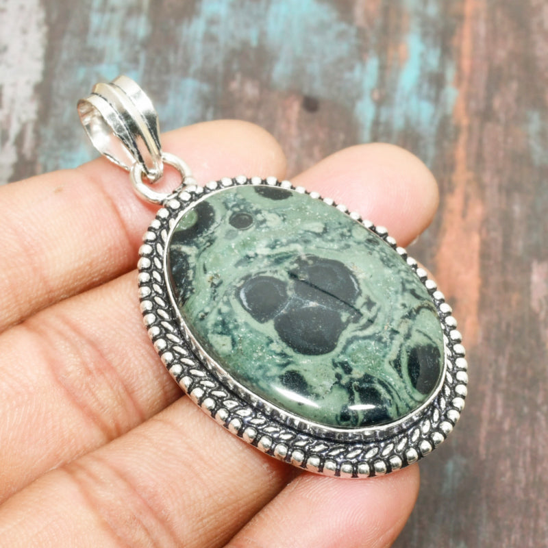 Verdant Serenity – Green Marble Silver Filigree Pendant