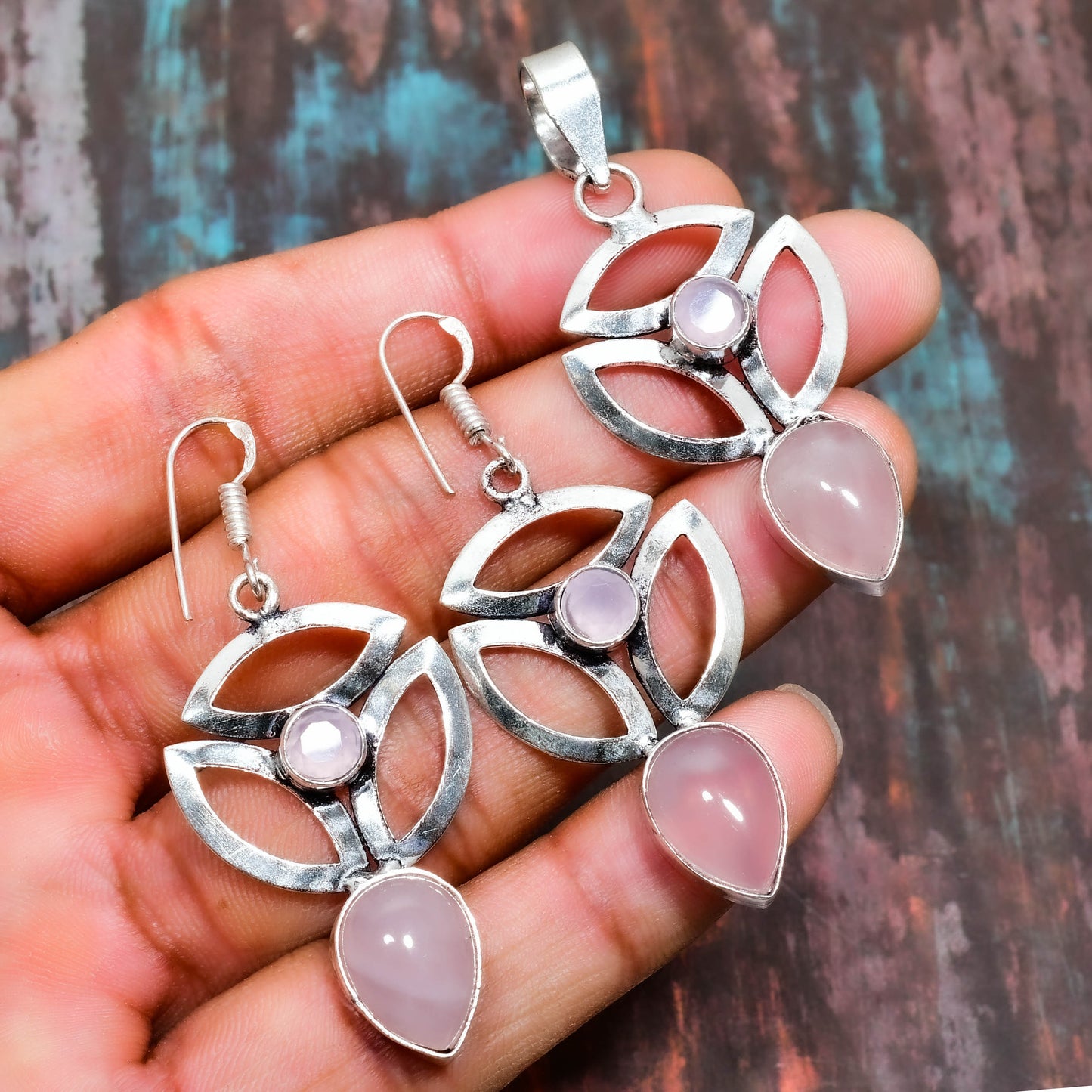 Celestial Bloom – Rose Quartz & Sterling Silver Jewelry Set