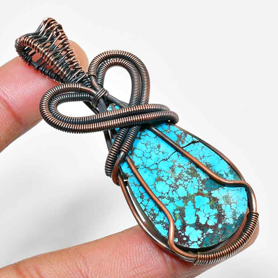 Azura’s Embrace – Turquoise Copper Pendant
