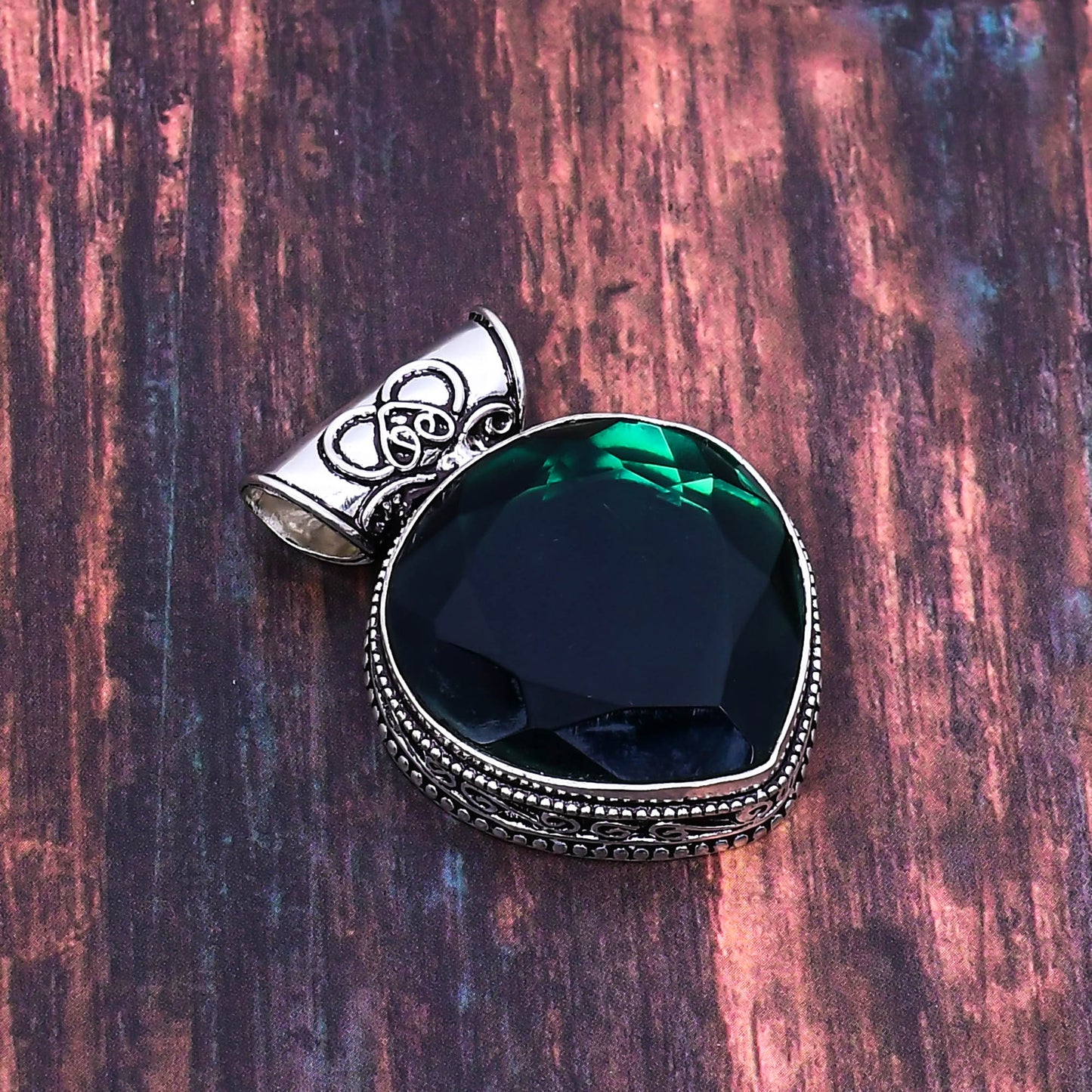 Midnight Heart – Sterling Silver Onyx Pendant