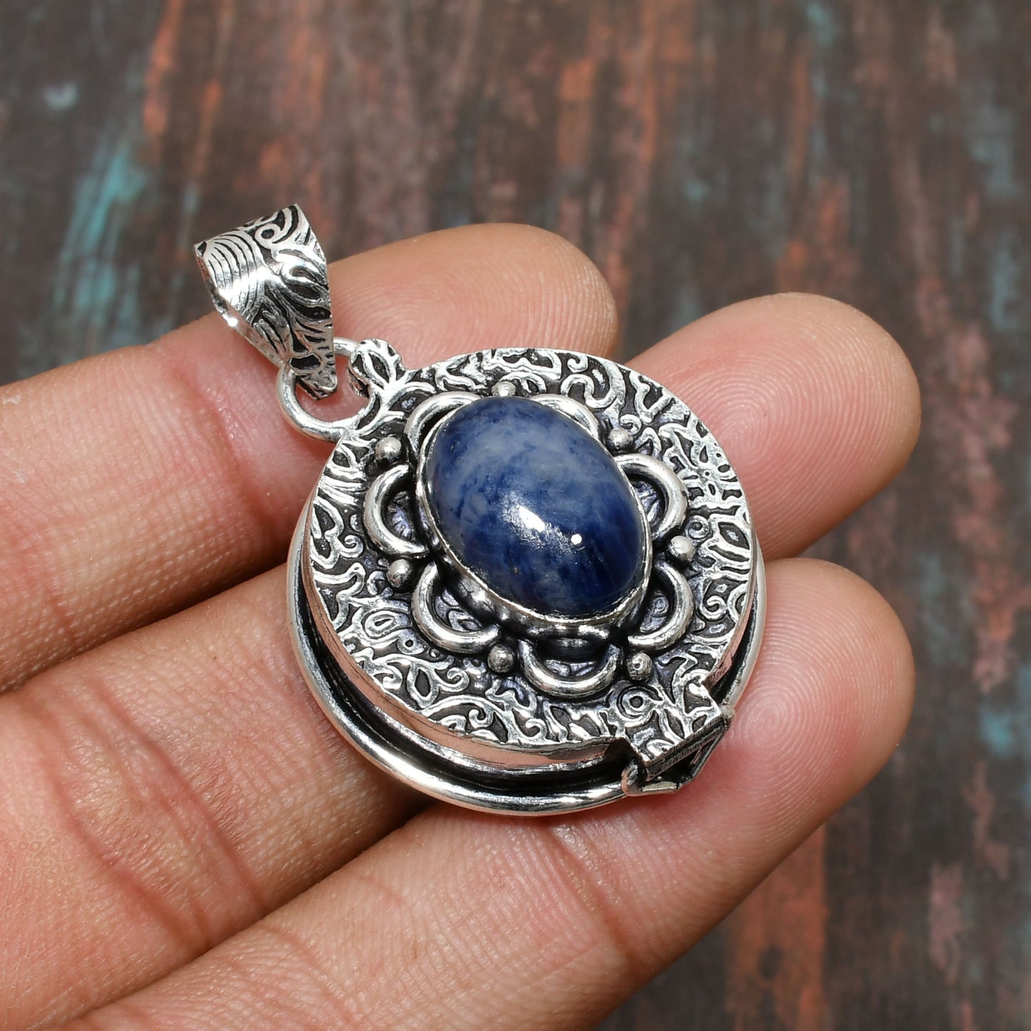 Celestial Harmony – Sterling Silver Sodalite Pendant
