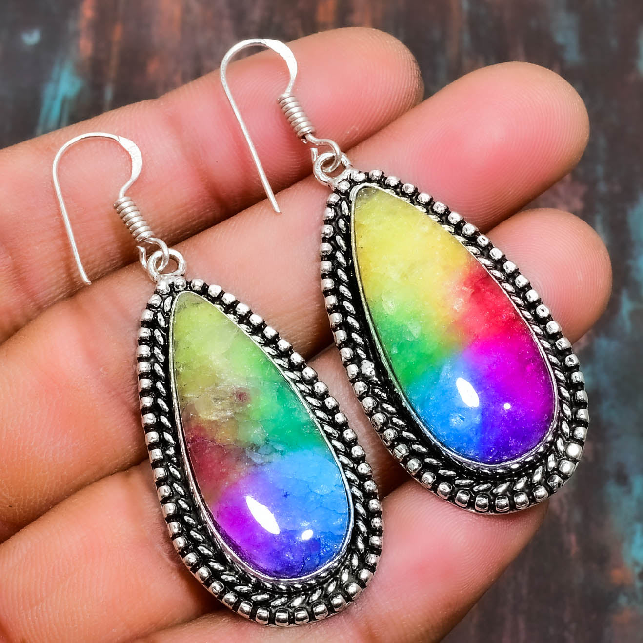 Aurora Gleam – Rainbow Quartz Silver Earrings