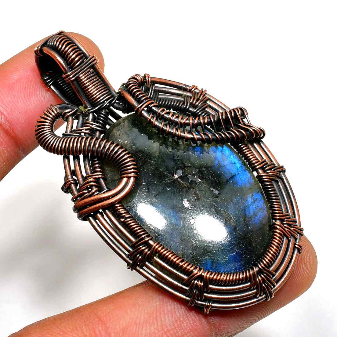 Labradorite Dream – Oxidized Copper Pendant