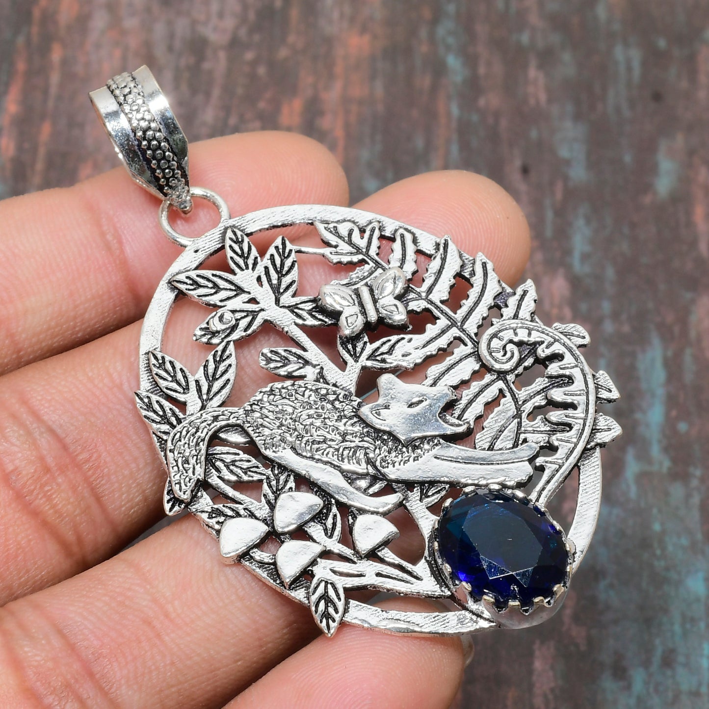 Sylvan Fox – Silver & Blue Gemstone Pendant