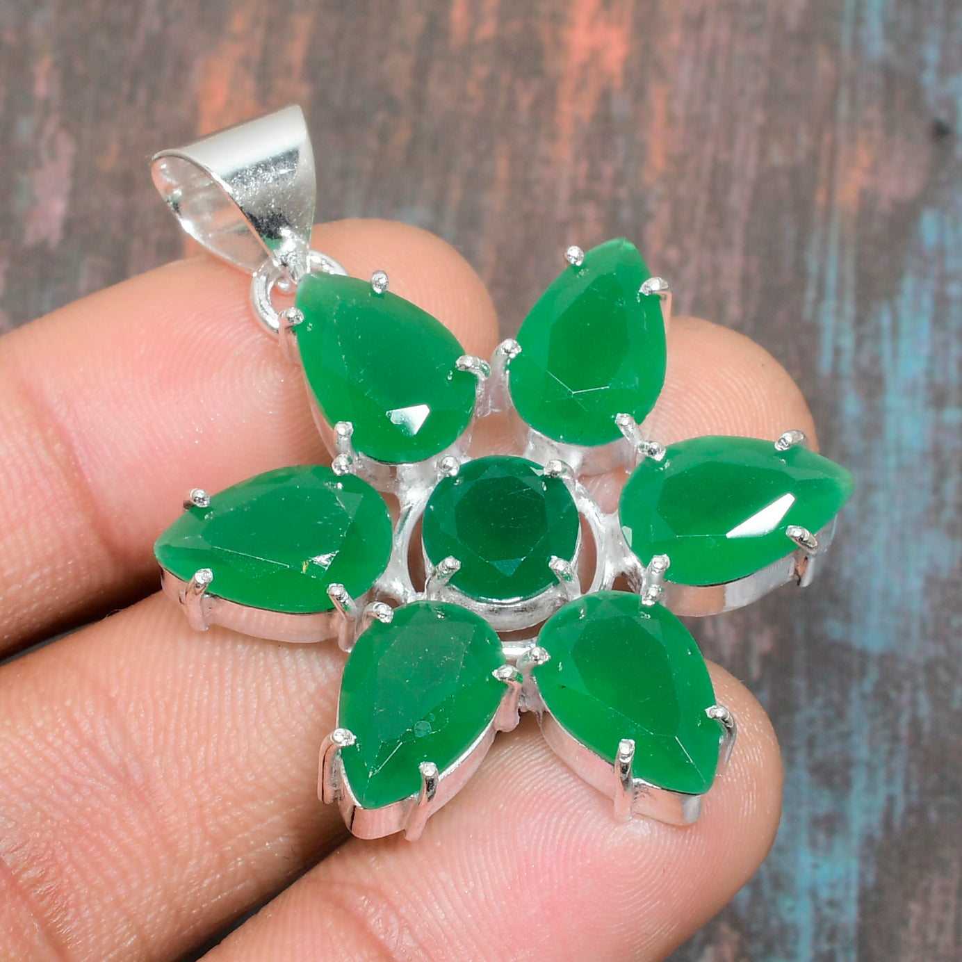 Verdant Bloom – Green Chalcedony Flower Pendant
