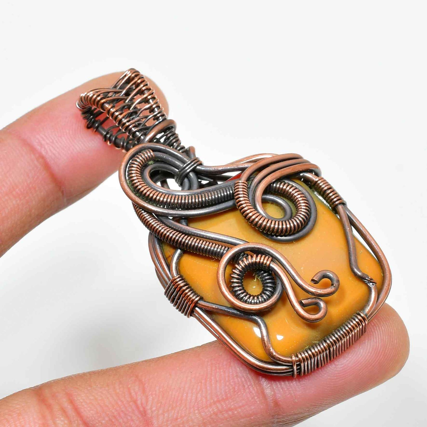 Solara’s Glow – Golden Stone Copper Pendant