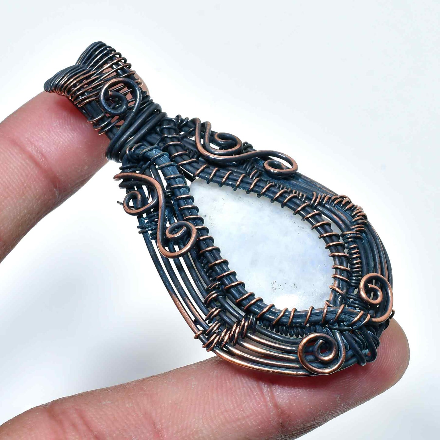 Aurora’s Whisper – Amethyst Copper Pendant