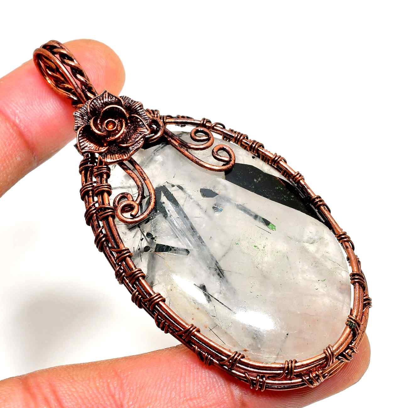 Serenity’s Embrace – Rose Quartz Copper Pendant