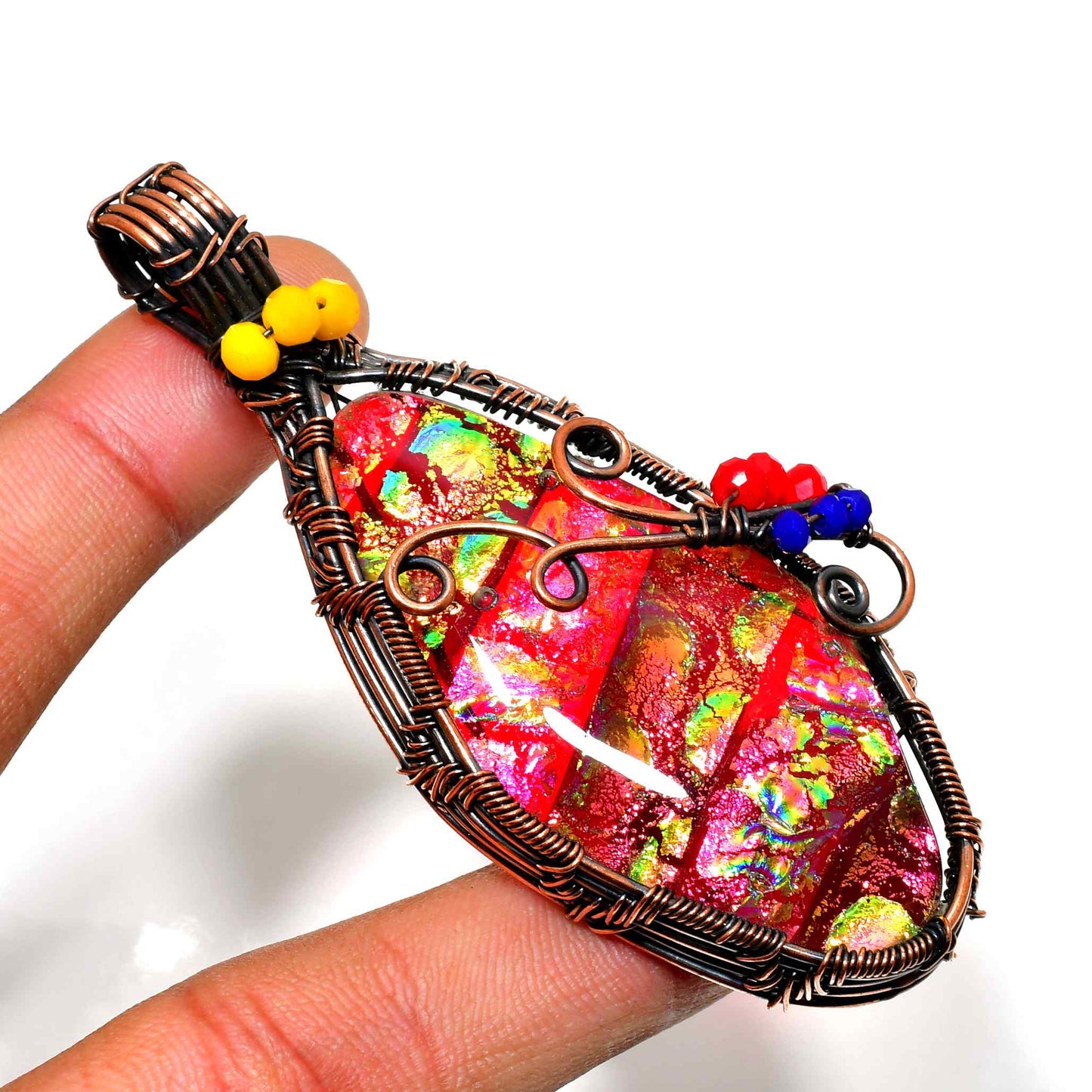 Aurora’s Embrace – Aura Crystal Copper Pendant