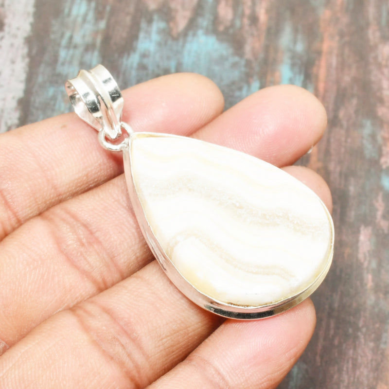 Terra’s Harmony – Sterling Silver Agate Pendant