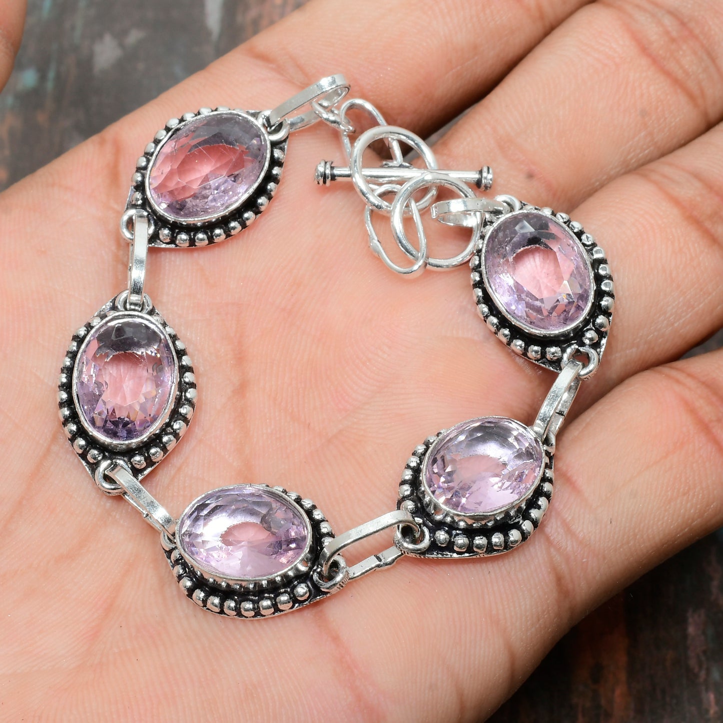 Luna’s Grace – Amethyst Silver Bracelet