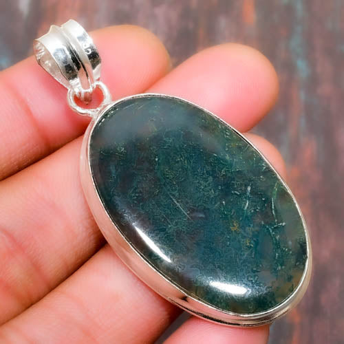 Nature’s Embrace – Green Moss Agate Silver Pendant