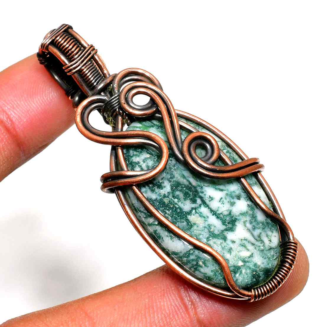 Serenity’s Embrace – Handcrafted Jade & Copper Pendant