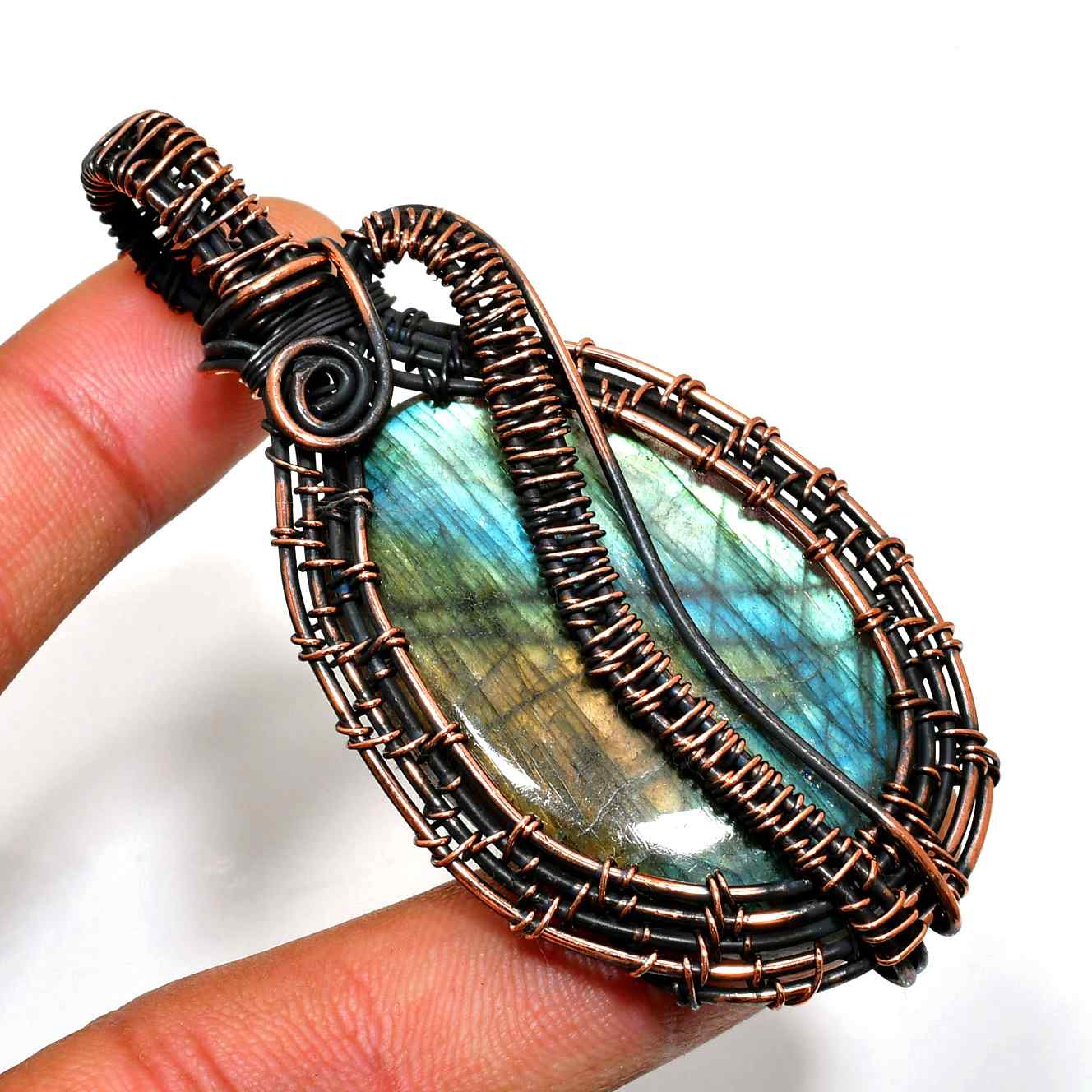 Celestial Whisper – Labradorite Copper Pendant