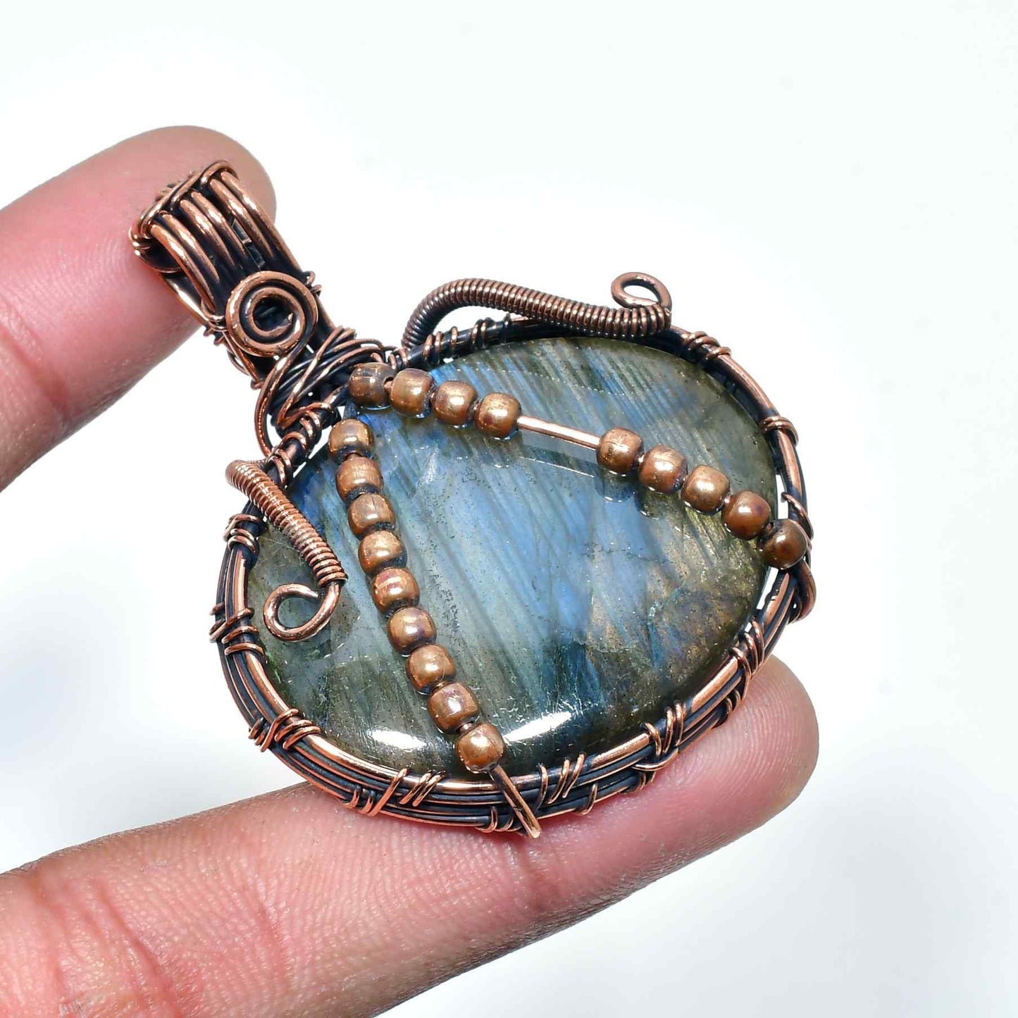 Selene’s Shimmer – Labradorite Copper Pendant