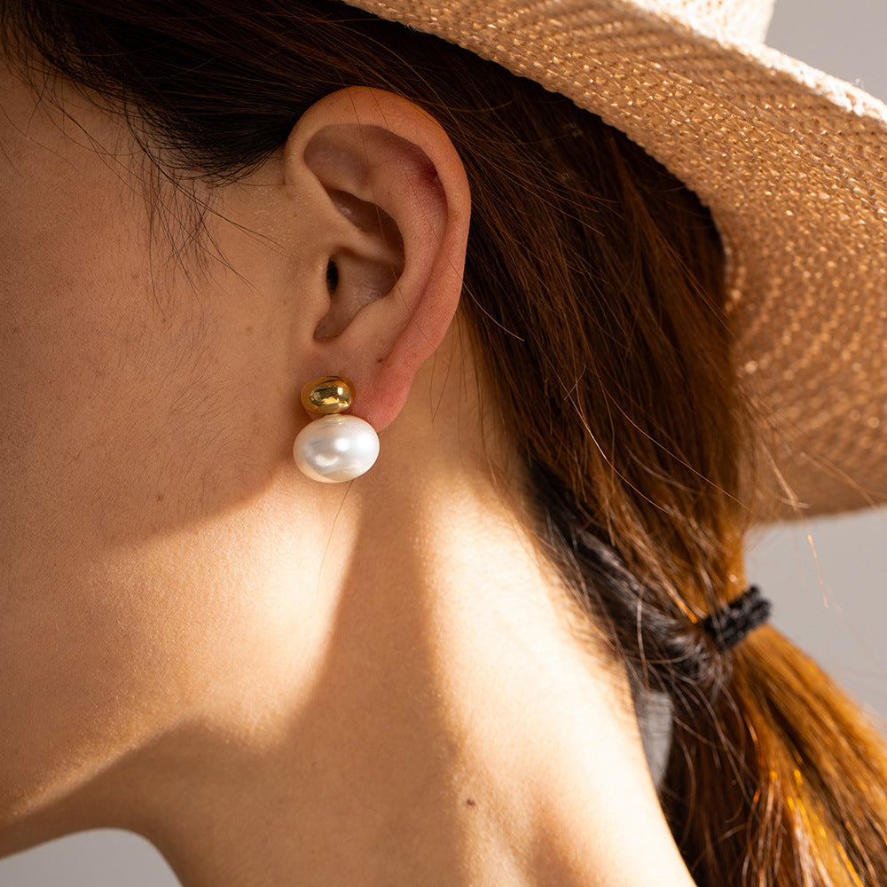 Titania Pearl Studs