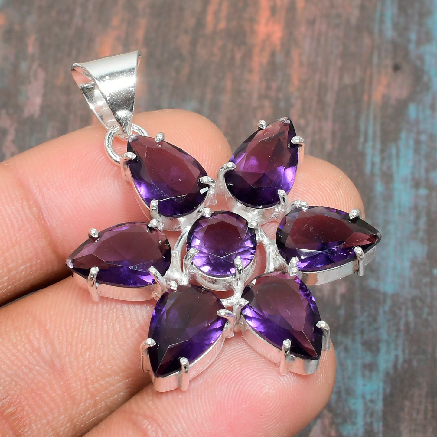 Amethyst Serenity Bloom – Sterling Silver Pendant