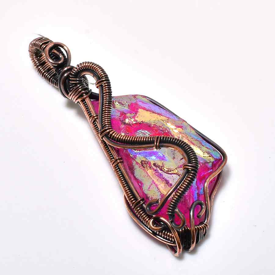 Aurora’s Embrace – Iridescent Crystal Copper Pendant
