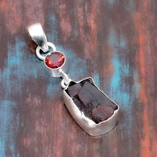 Emberheart – Garnet Silver Pendant