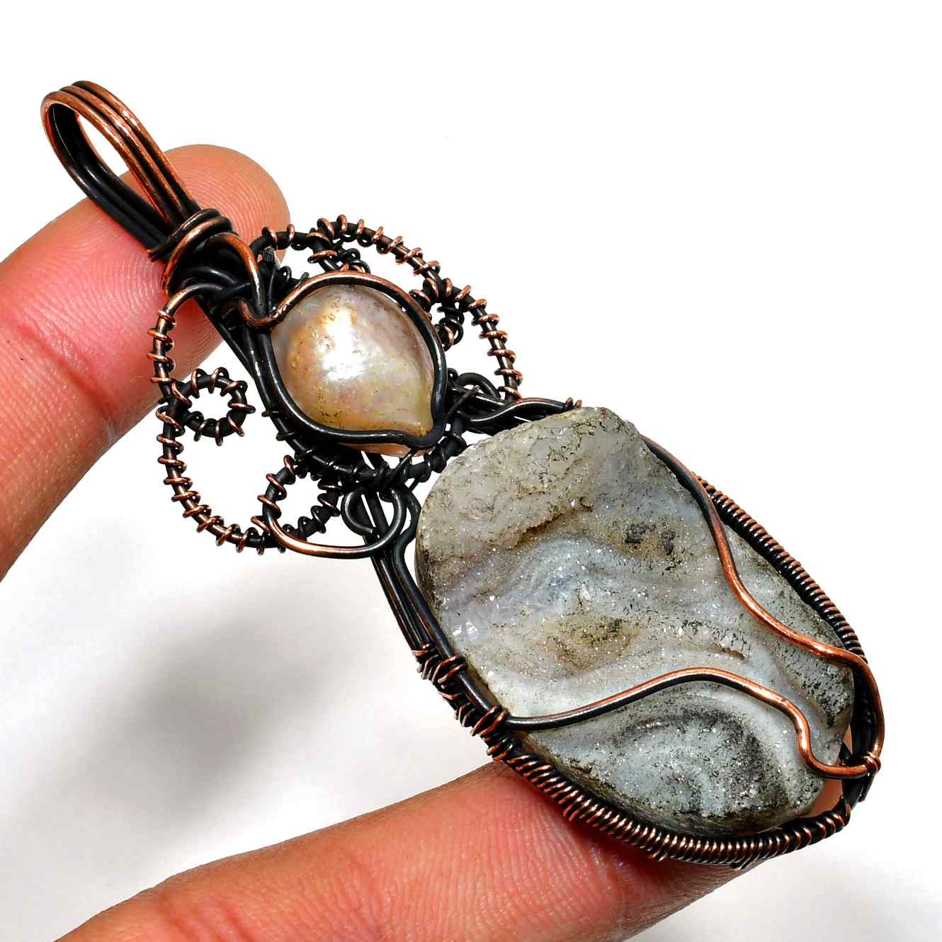 Terra’s Embrace – Agate & Copper Pendant