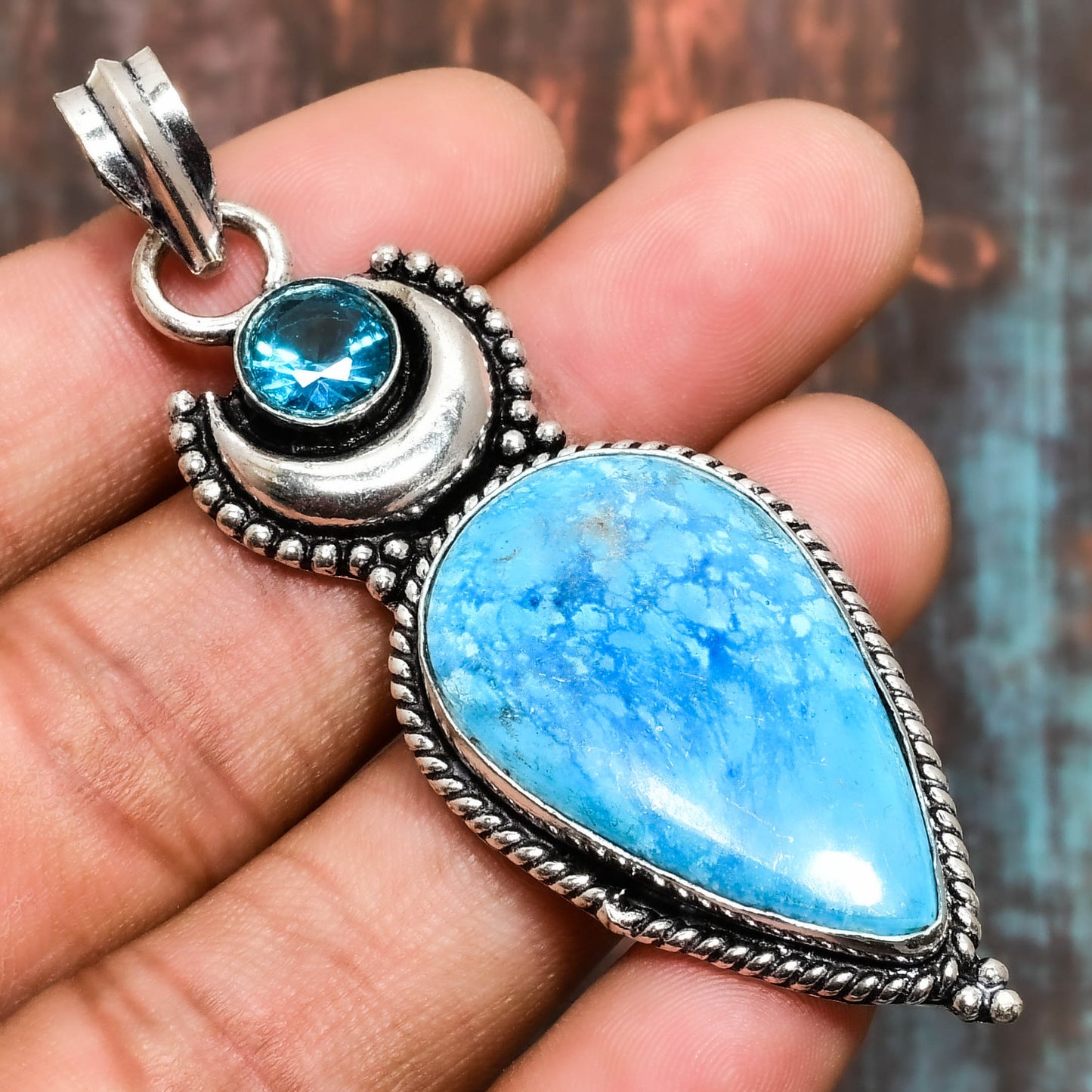 Celeste’s Calm – Blue Gemstone Topaz Pendant