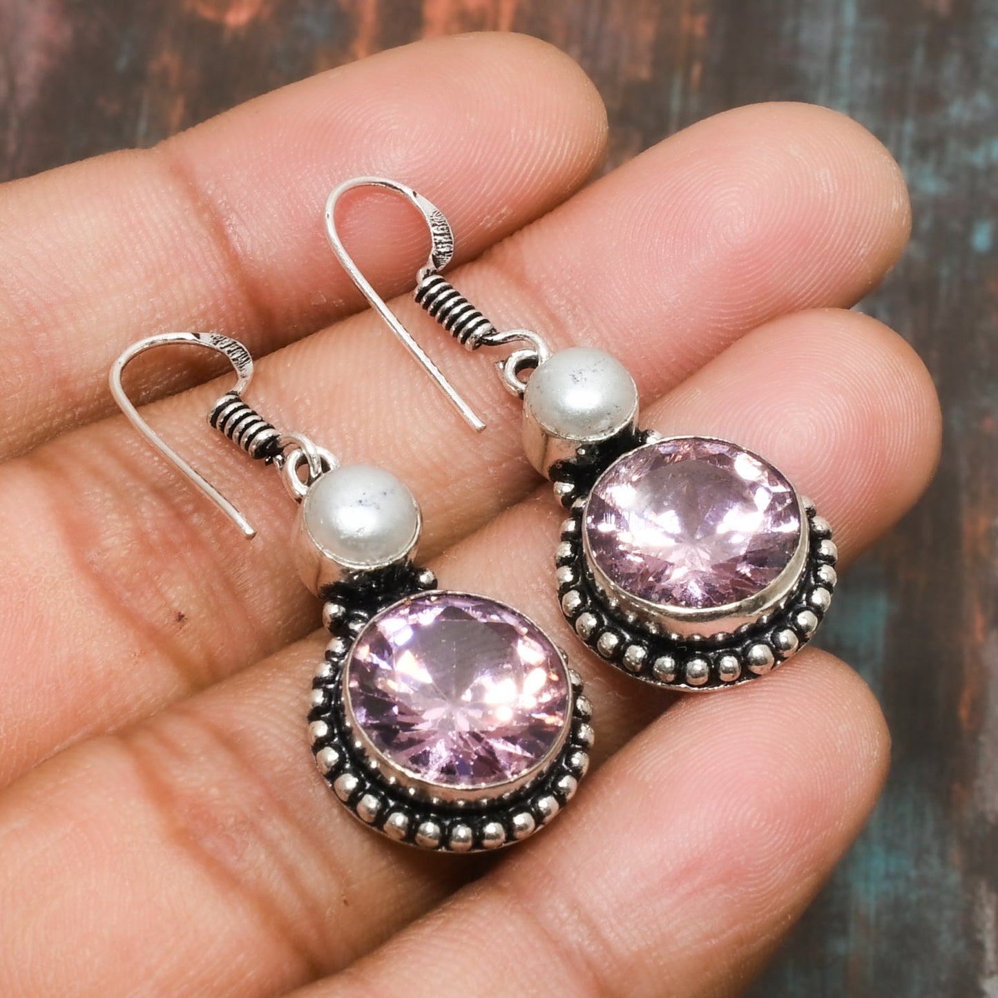 Serenity’s Embrace – Amethyst Silver Earrings
