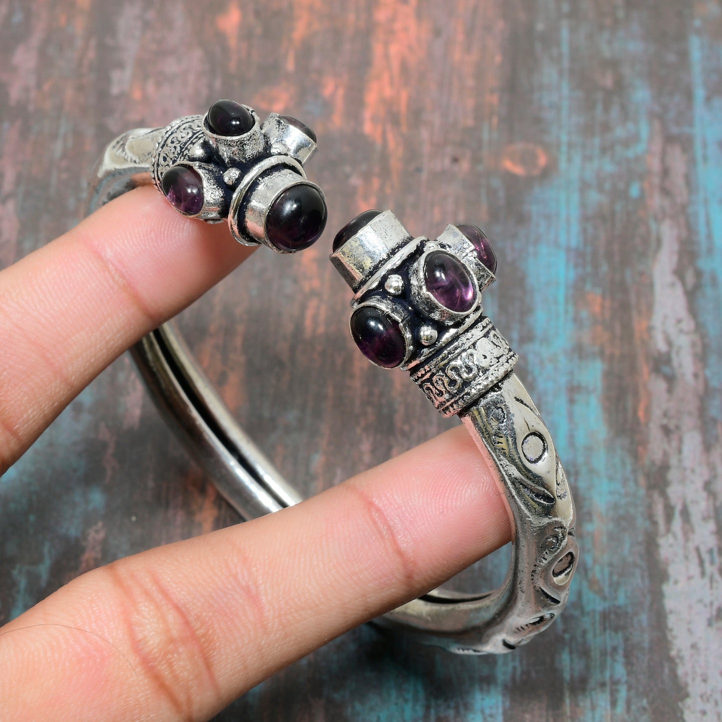 Selene’s Embrace – Amethyst Sterling Silver Cuff