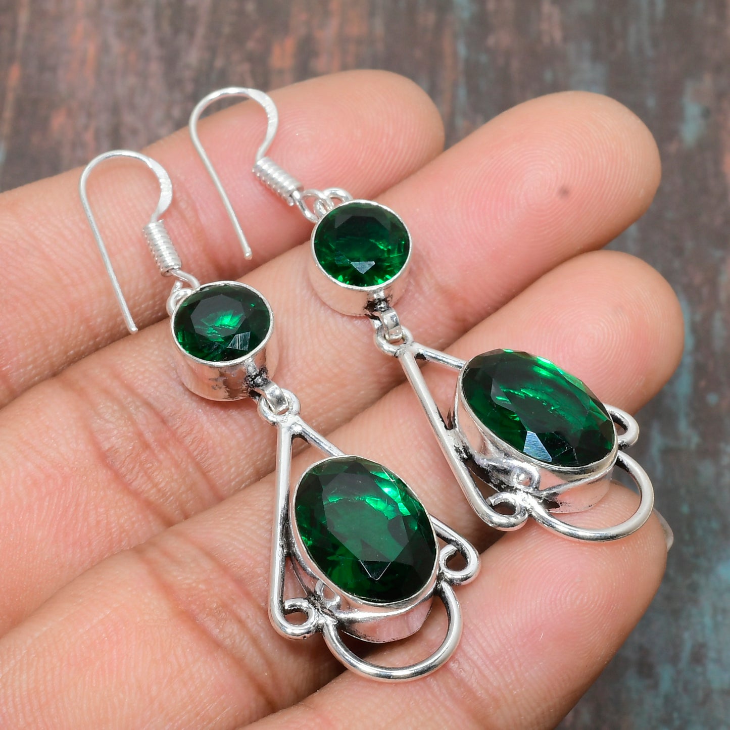 Emerald Embrace – Sterling Silver Earrings