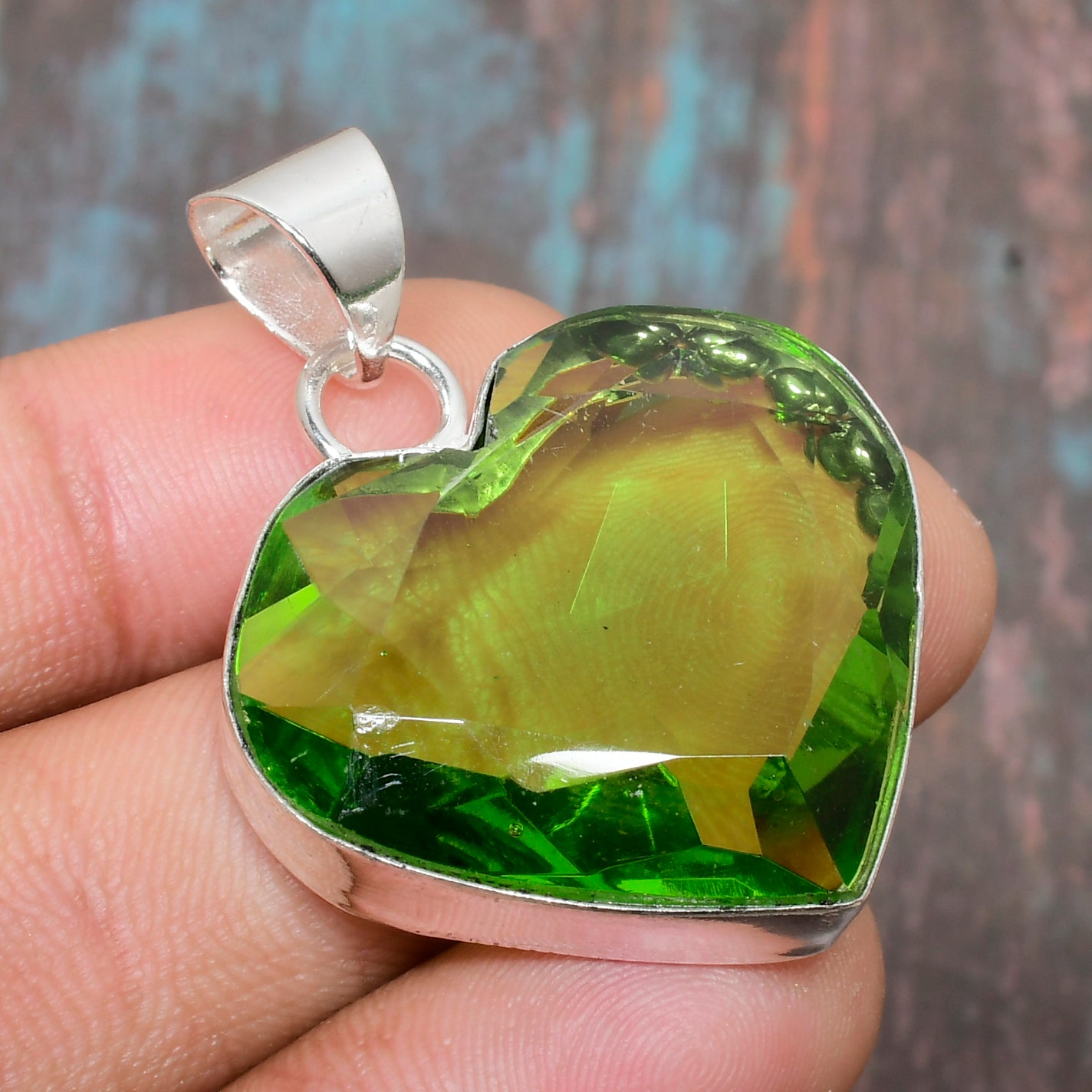 Verdant Heart – Peridot & Sterling Silver Pendant