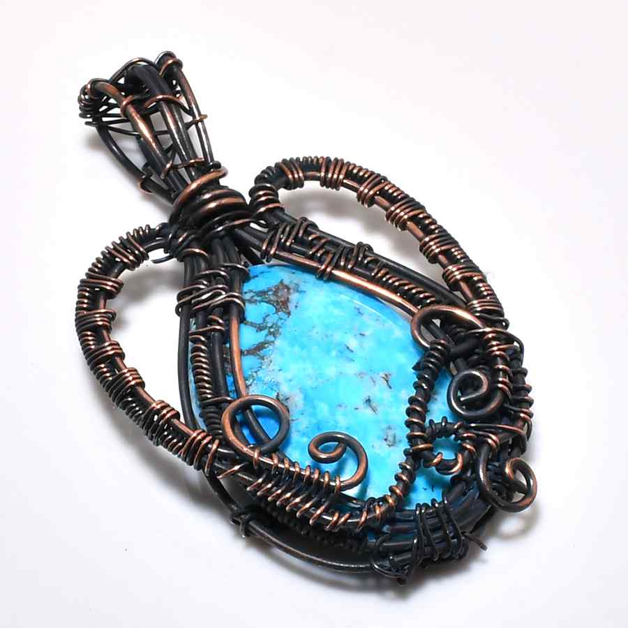 Tranquil Embrace – Turquoise Copper Pendant