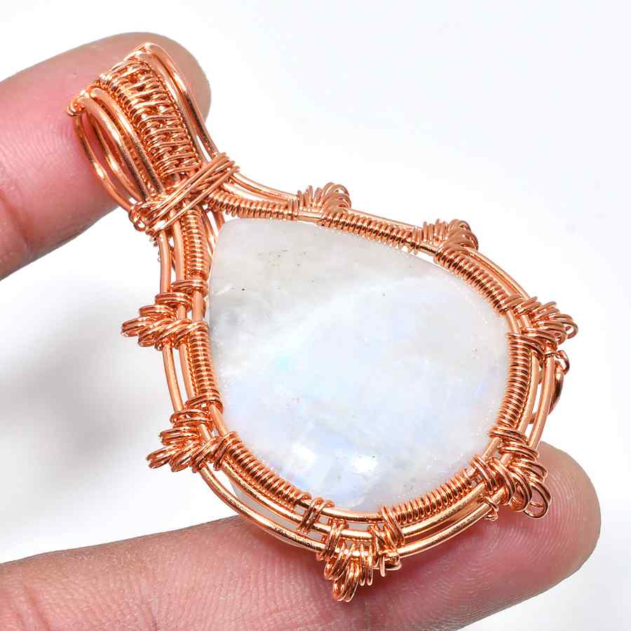 Moonlight Aura – Moonstone & Rose Gold Pendant