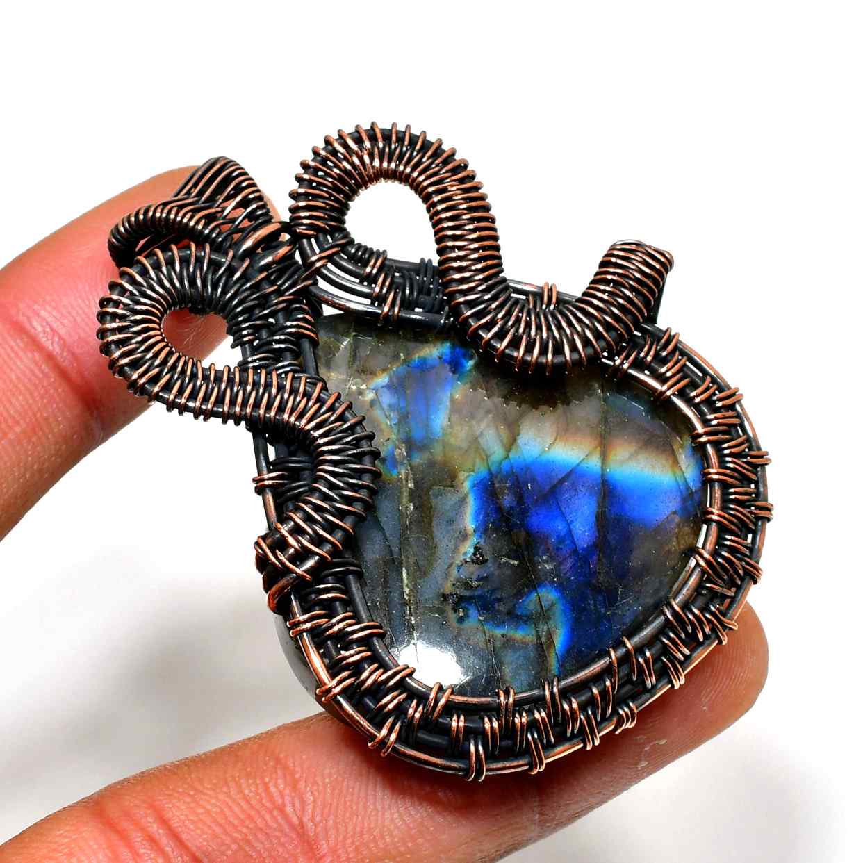 Aurora’s Veil – Labradorite Copper Pendant