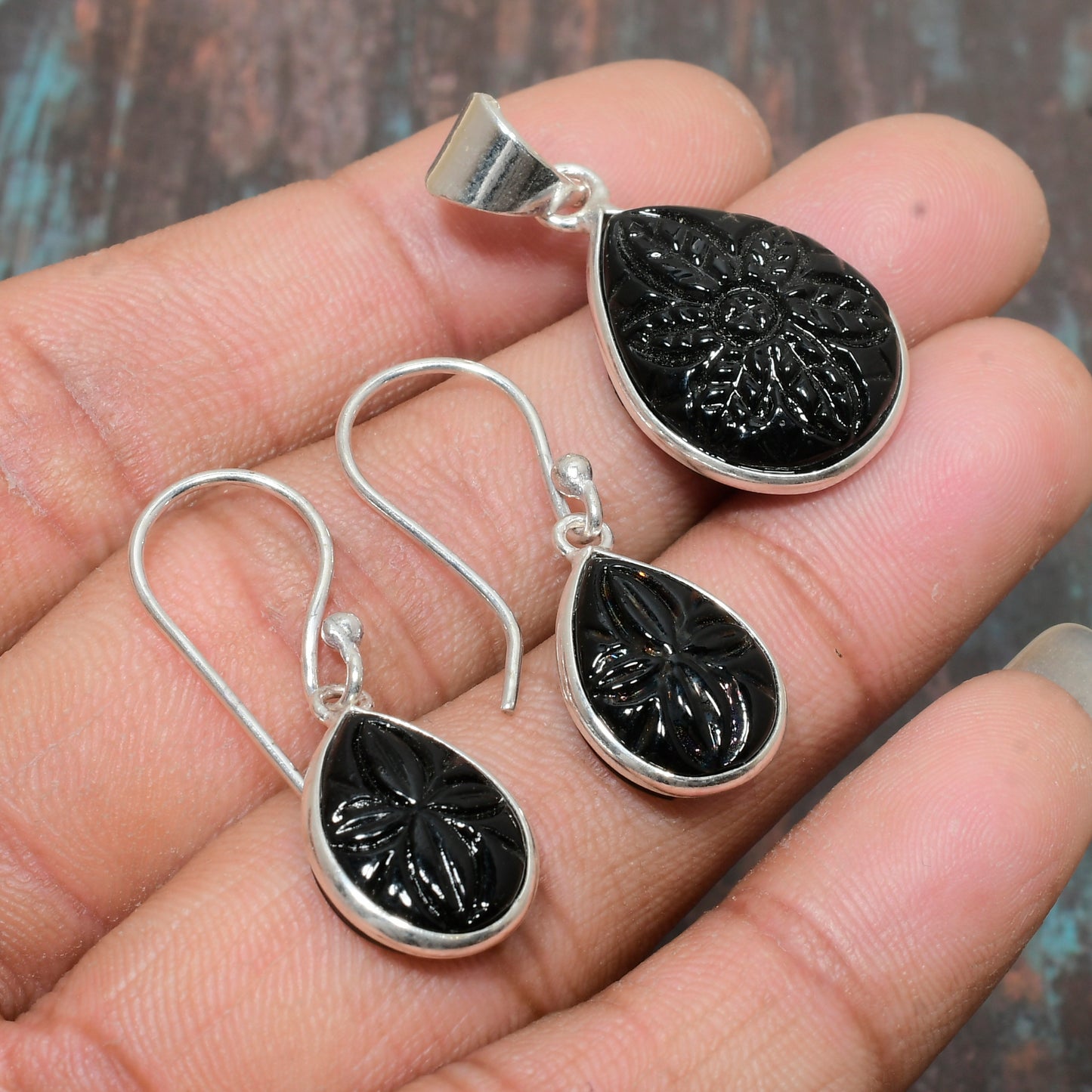 Ebon Aura – Black Onyx Teardrop Set