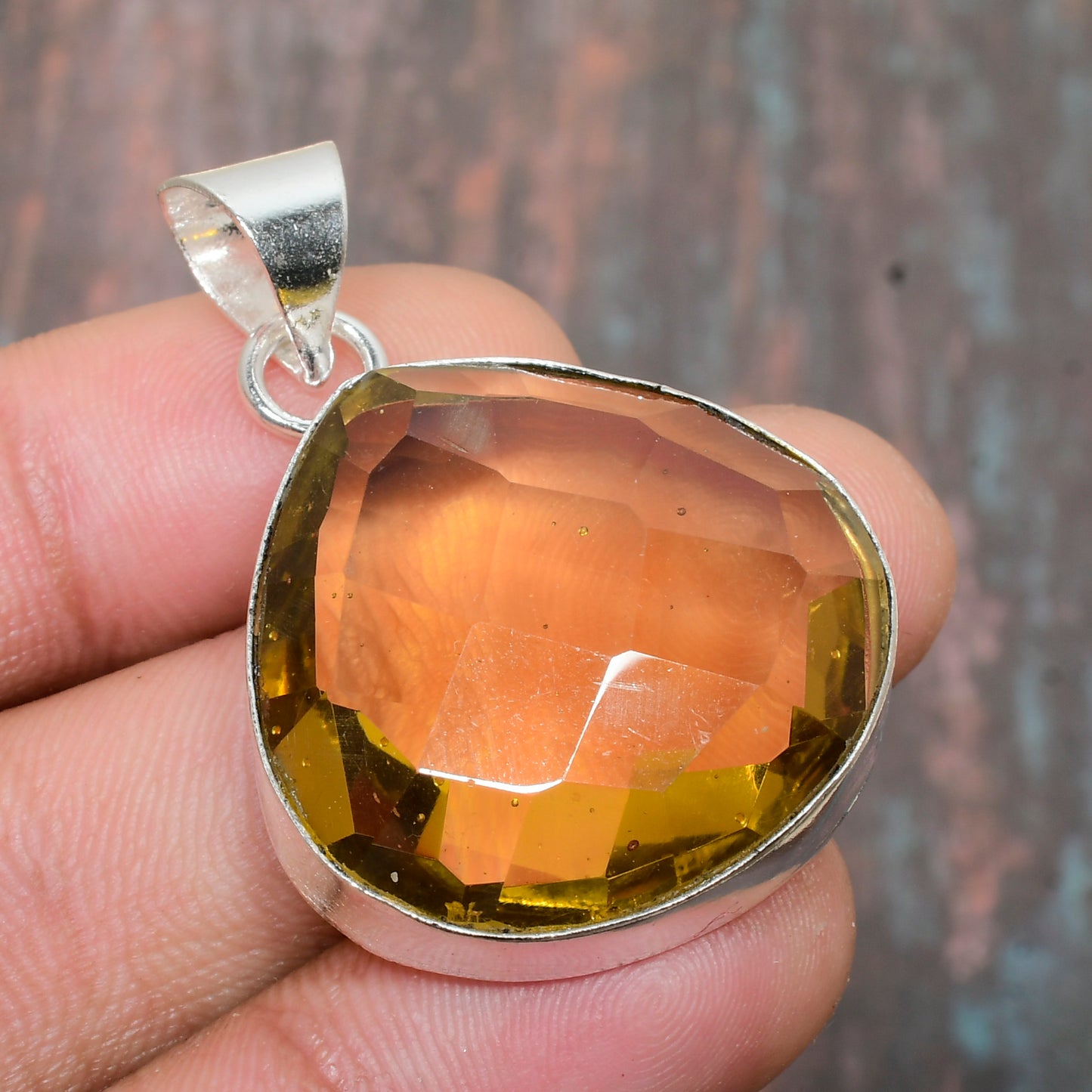 Auric Radiance – Citrine Silver Pendant