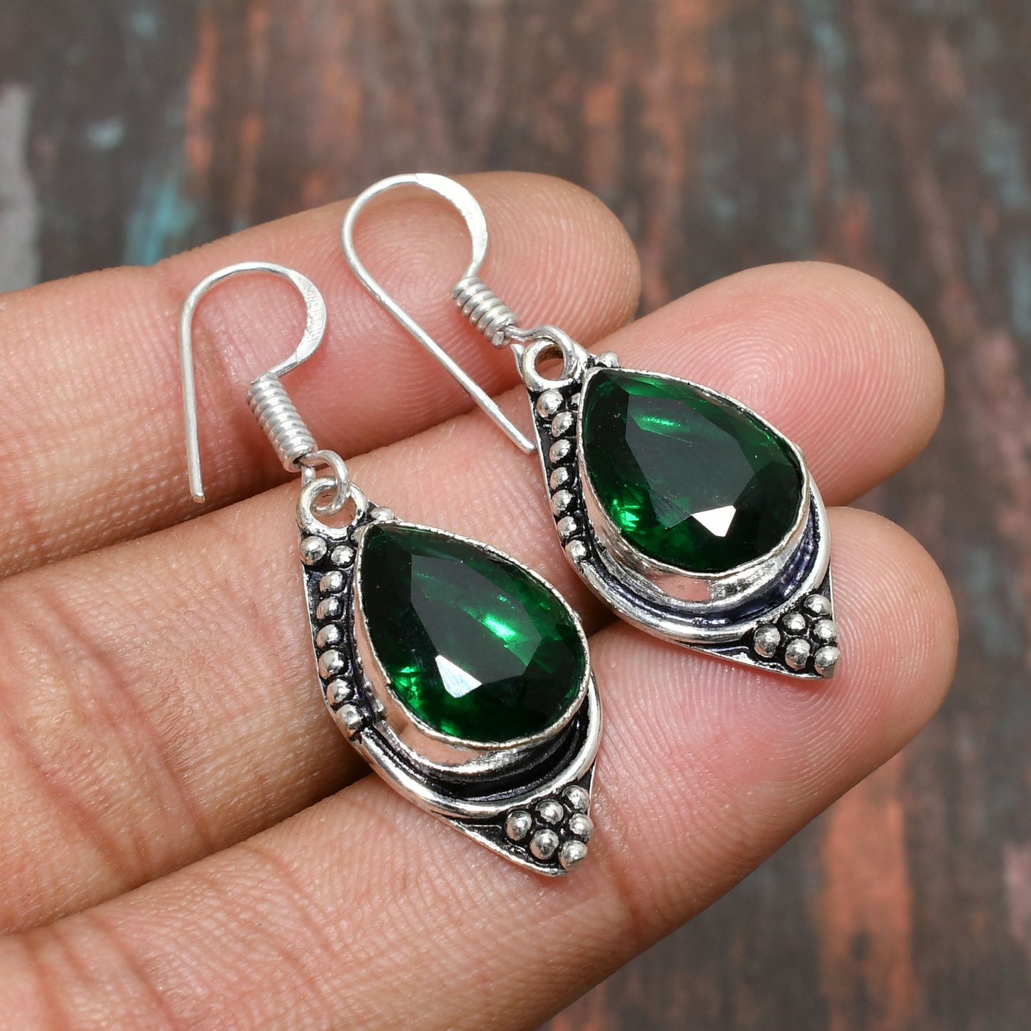 Forest Song – Green Onyx Teardrop Earrings