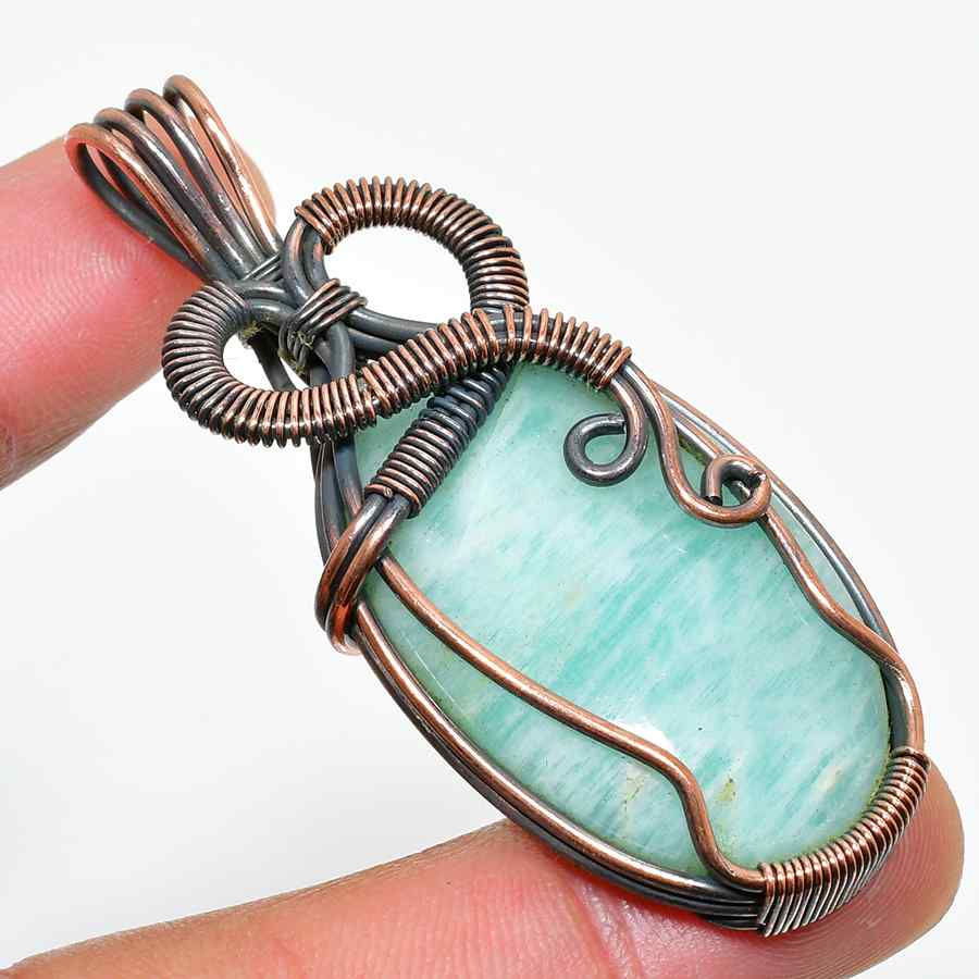 Luna’s Balance – Amazonite Copper Pendant