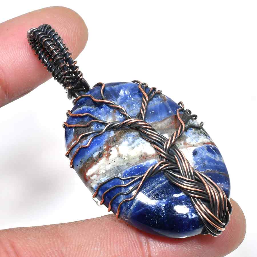 Ocean’s Embrace – Copper-Wrapped Lapis Lazuli Pendant