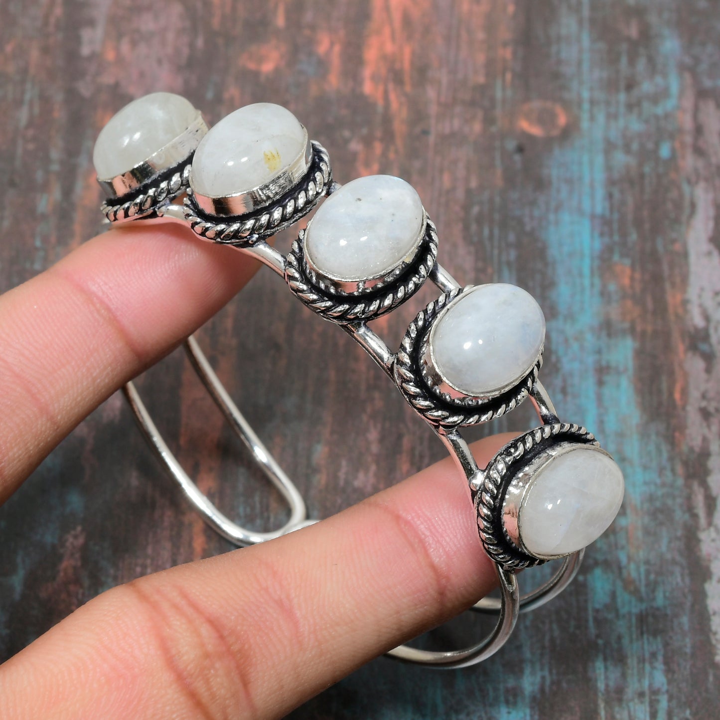 Luna’s Embrace – Sterling Silver Moonstone Cuff