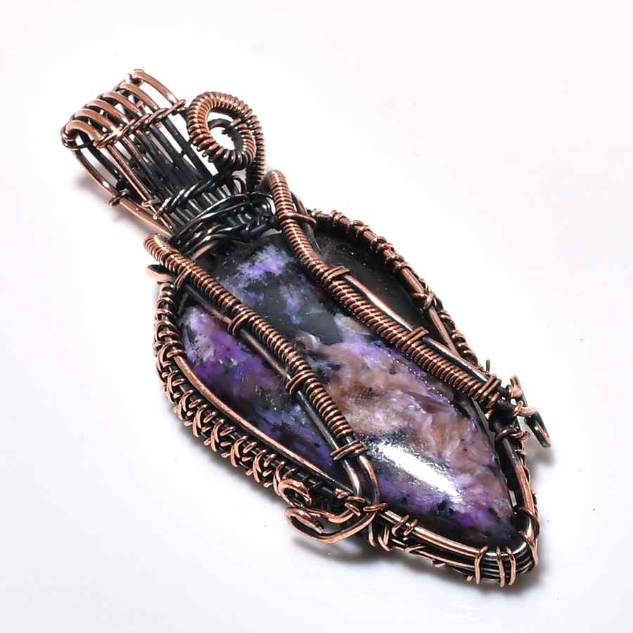 Ezra’s Veil – Mystic Amethyst Copper Pendant