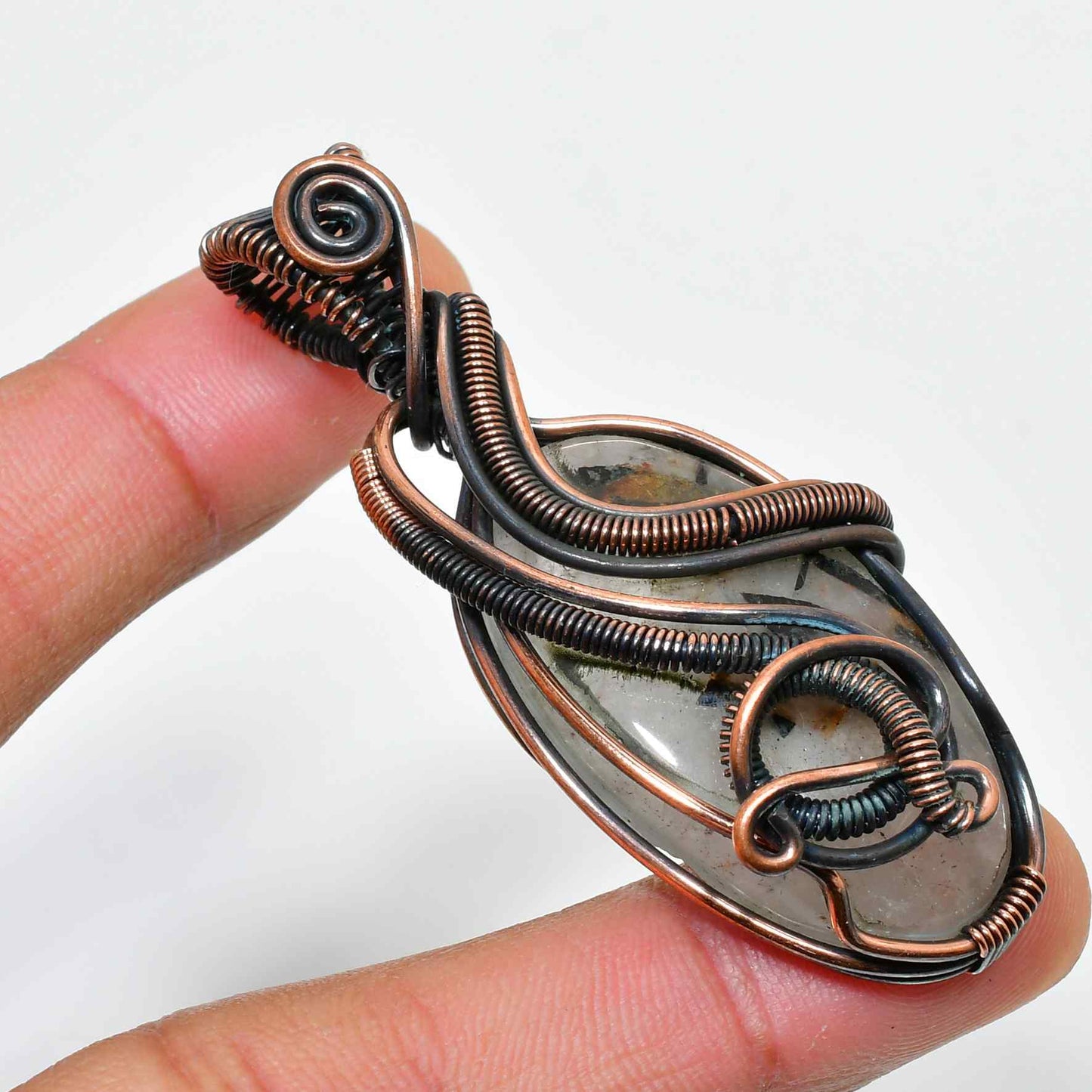 Harmony’s Halo – Amethyst Copper Pendant