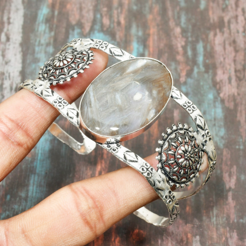 Radiant Luna – Moonstone & Sterling Silver Bracelet