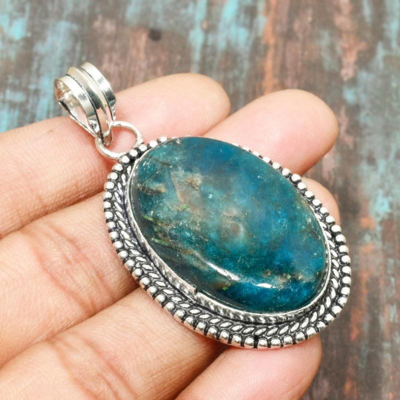 Azure Essence – Turquoise & Sterling Silver Pendant
