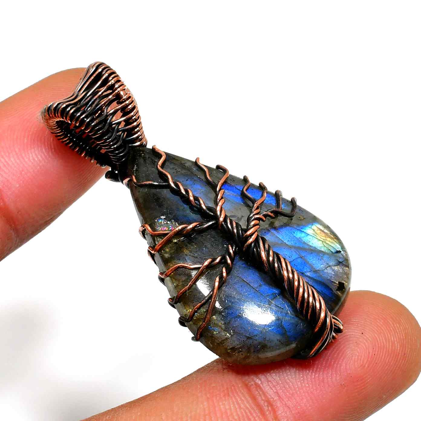 Celestine’s Veil – Labradorite Copper Pendant
