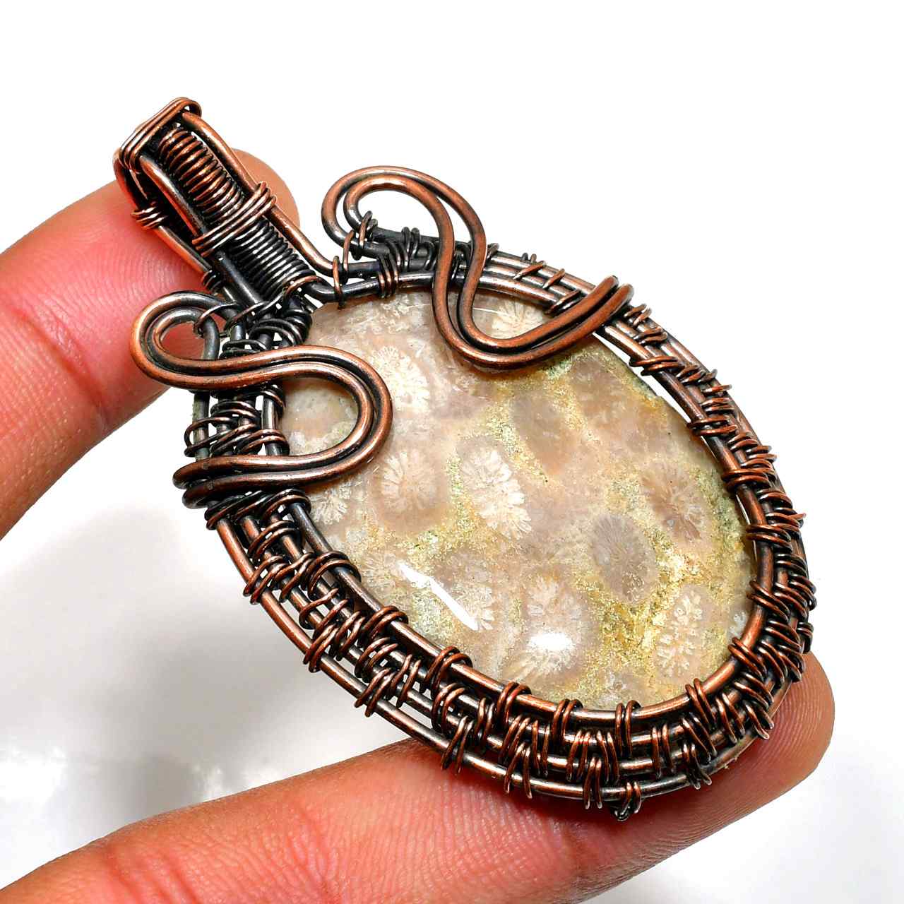 Serenity’s Embrace – Amethyst Copper Pendant