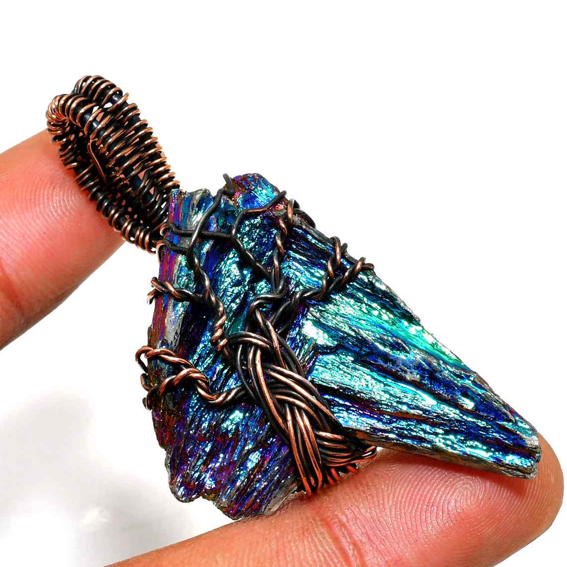Elysian Prism – Oxidized Copper Labradorite Pendant