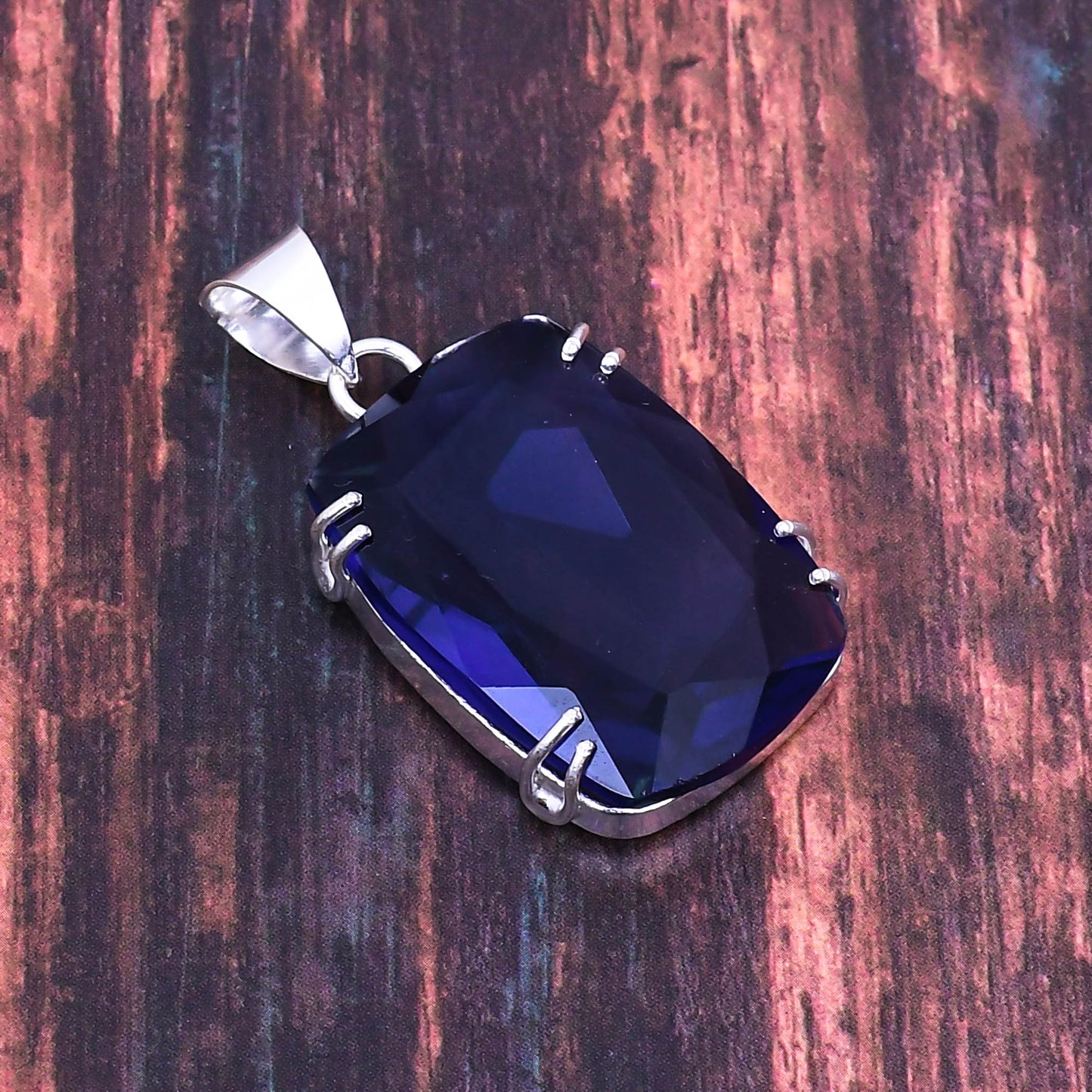 Serenity’s Glow – Blue Gemstone Silver Pendant